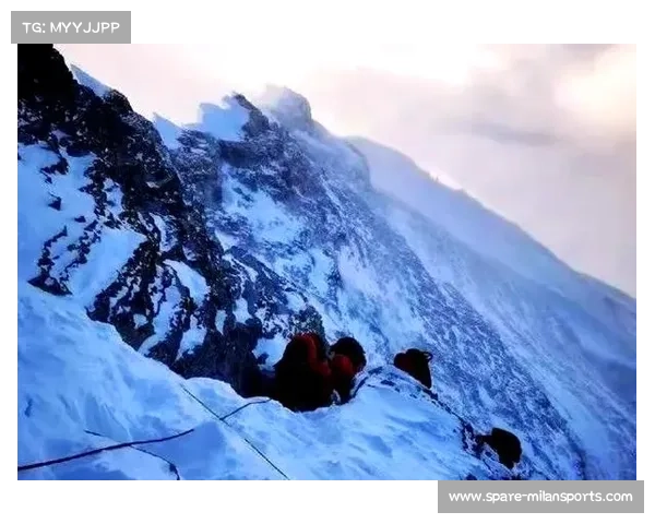 中国登山队首次成功登顶珠峰北坡创造历史壮举 中国登山队首次成功登顶珠峰北坡创造历史壮举