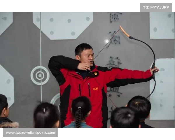 深圳选手庄小苇创纪录成功挑战临泉射箭赛77米百步穿杨技艺 深圳选手庄小苇创纪录成功挑战临泉射箭赛77米百步穿杨技艺